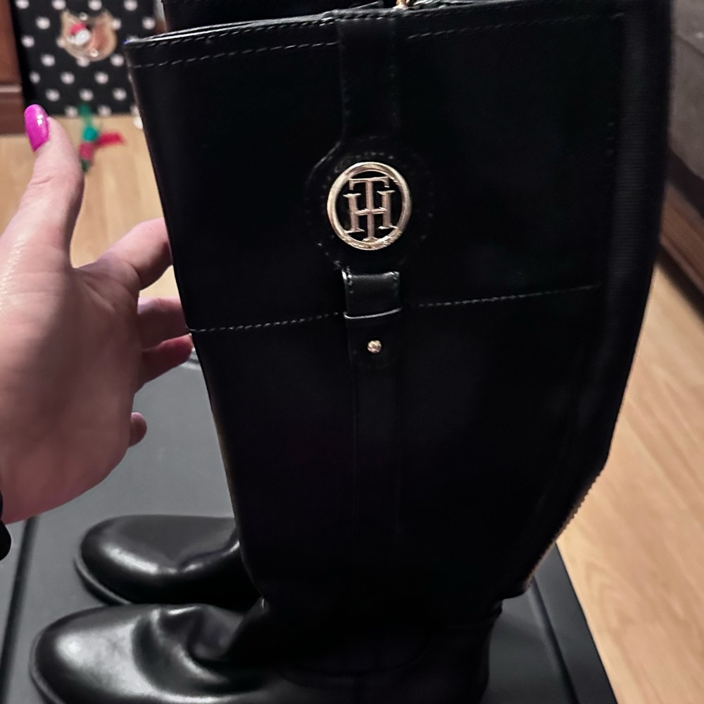 Like new Tommy Hilfiger Riding Boots